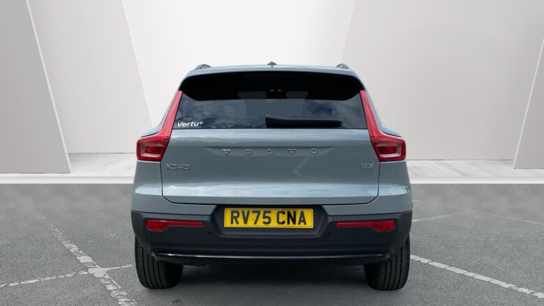 Volvo XC40 2.0 B3P Plus Dark 5dr Auto Petrol Estate